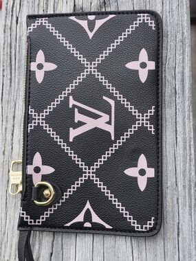 Louis Vuitton Black with Pink Monogram Zip Wallet